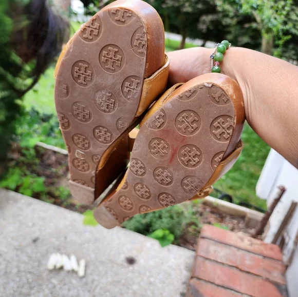 Tory BurchTory Burch Brown Leather Almita Wedge Sandals size 6 1/2 - Picture 11 of 11